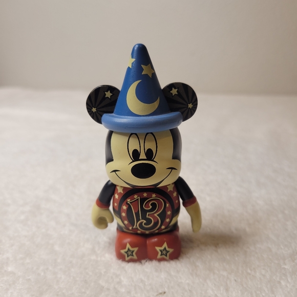 Disney Vinylmation Sorcerer Mickey Mouse 2013 - Black & Red limited edition - Picture 1 of 5
